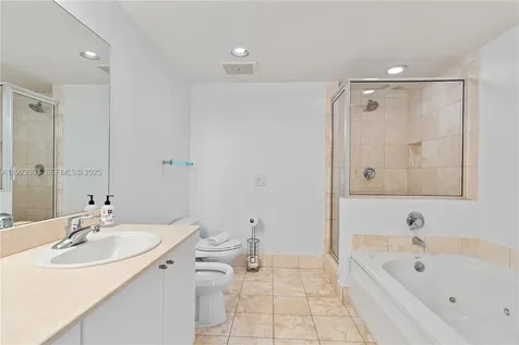 17375 E Collins Avenue Sunny Isles Beach FL 33160