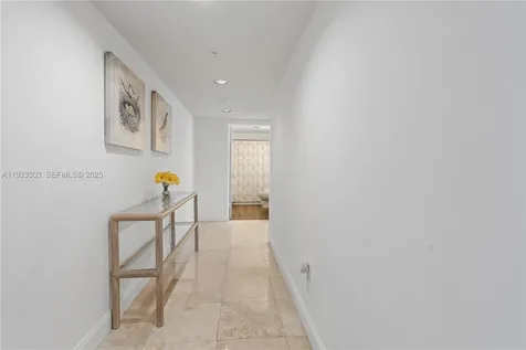17375 E Collins Avenue Sunny Isles Beach FL 33160