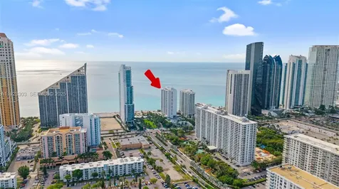 17375 E Collins Avenue Sunny Isles Beach FL 33160