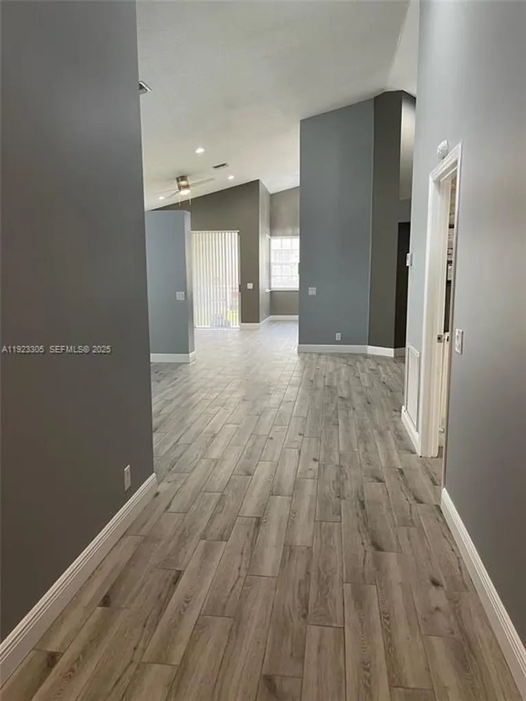 1018 NW 116th Avenue Coral Springs FL 33071