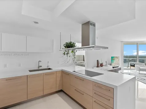 17111 Biscayne Boulevard North Miami Beach FL 33160