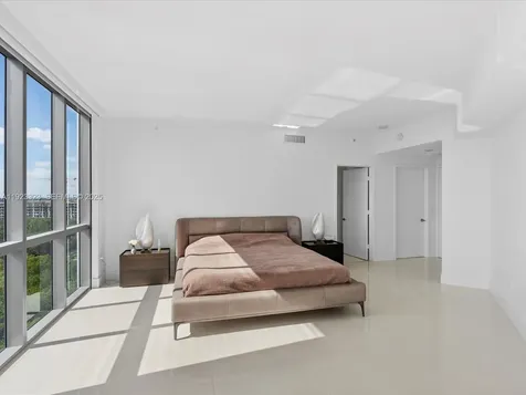 17111 Biscayne Boulevard North Miami Beach FL 33160