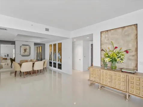 17111 Biscayne Boulevard North Miami Beach FL 33160