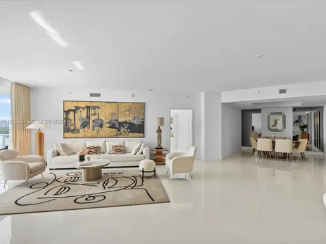17111 Biscayne Boulevard North Miami Beach FL 33160