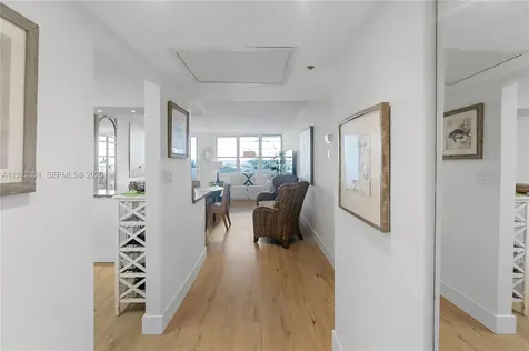 100 Lincoln Road Miami Beach FL 33139