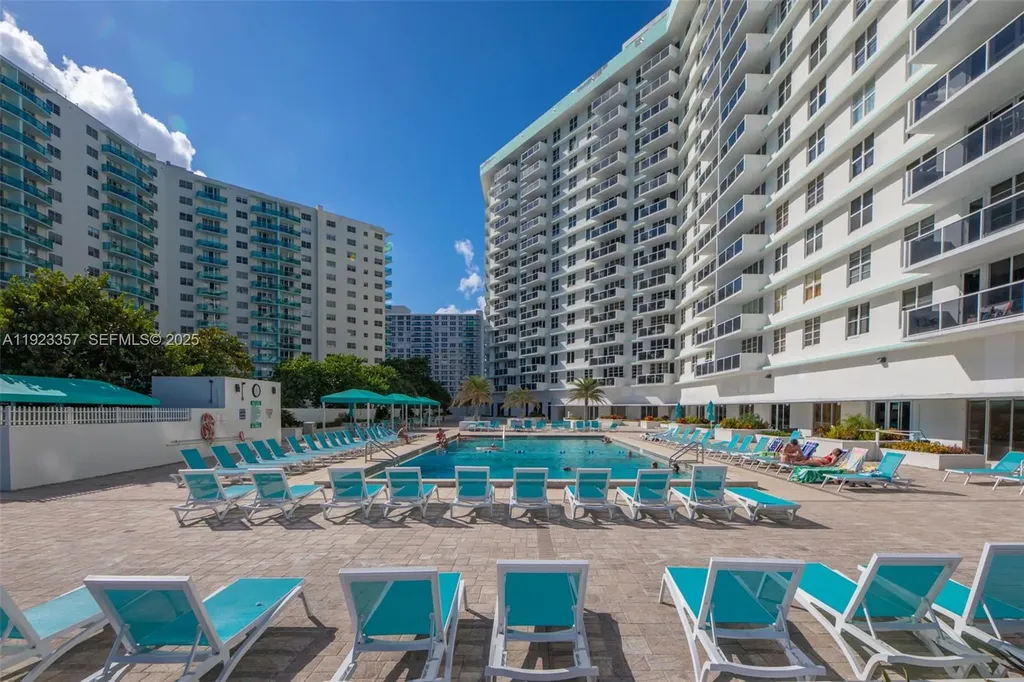 3725 S Ocean Drive Hollywood FL 33019