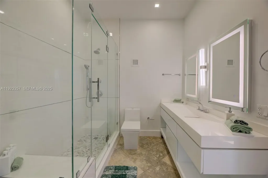 3725 S Ocean Drive Hollywood FL 33019