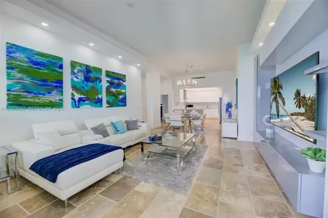 3725 S Ocean Drive Hollywood FL 33019