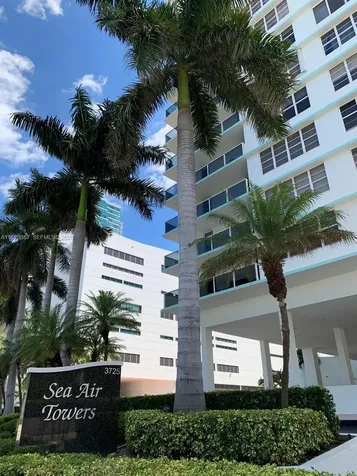 3725 S Ocean Drive Hollywood FL 33019