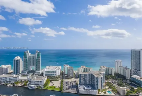 3725 S Ocean Drive Hollywood FL 33019