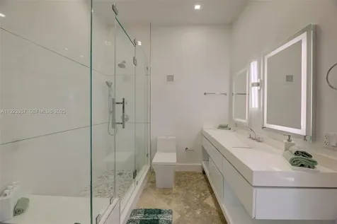 3725 S Ocean Drive Hollywood FL 33019