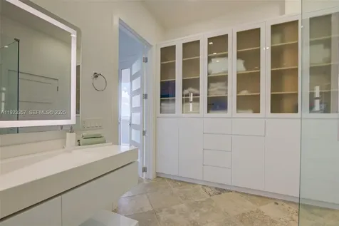3725 S Ocean Drive Hollywood FL 33019