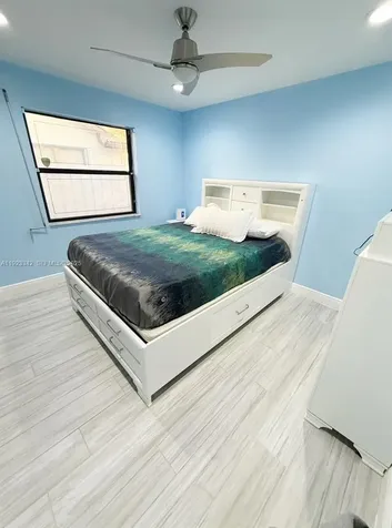 15561 Carriage Court Davie FL 33331
