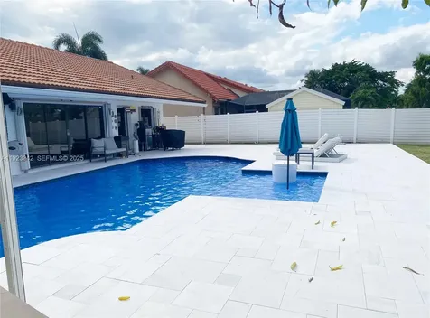 15561 Carriage Court Davie FL 33331