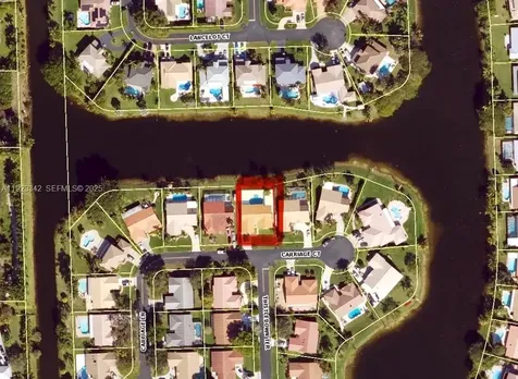 15561 Carriage Court Davie FL 33331