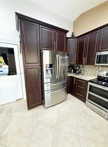 15561 Carriage Court Davie FL 33331