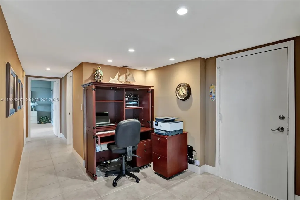 5100 Dupont Boulevard Fort Lauderdale FL 33308