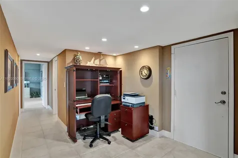 5100 Dupont Boulevard Fort Lauderdale FL 33308
