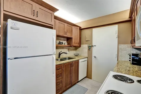 5100 Dupont Boulevard Fort Lauderdale FL 33308