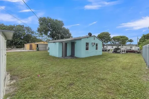 15851 NW 18th Avenue Miami Gardens FL 33054