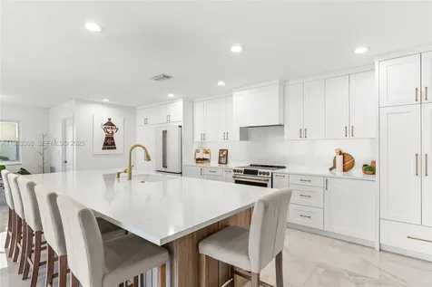 19427 NW 13th Street Pembroke Pines FL 33029