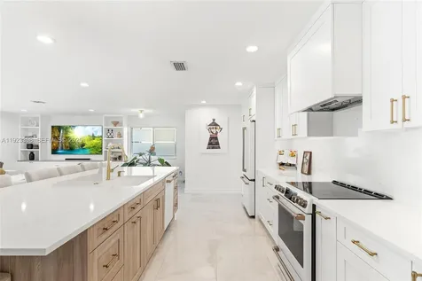 19427 NW 13th Street Pembroke Pines FL 33029