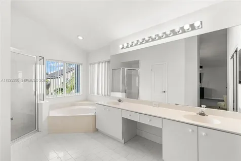 19427 NW 13th Street Pembroke Pines FL 33029