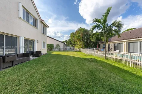 19427 NW 13th Street Pembroke Pines FL 33029