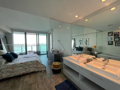 650 NE 32nd Street Miami FL 33137