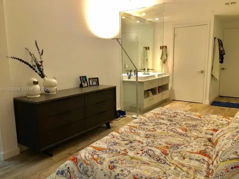 650 NE 32nd Street Miami FL 33137