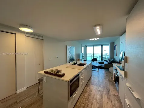 650 NE 32nd Street Miami FL 33137