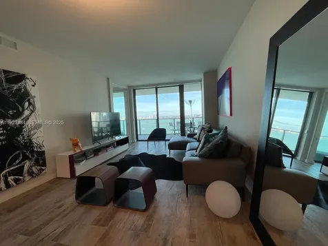 650 NE 32nd Street Miami FL 33137