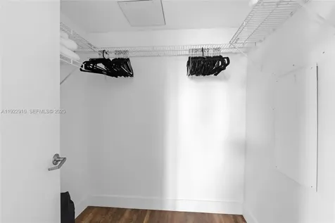 350 S Miami Avenue Miami FL 33130