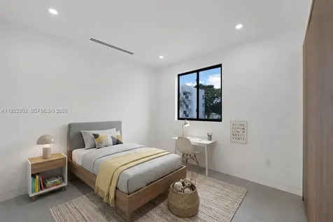 2610 SW 17th Street Miami FL 33145