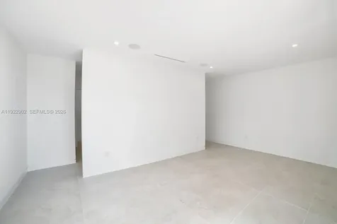 2610 SW 17th Street Miami FL 33145
