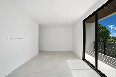 2610 SW 17th Street Miami FL 33145