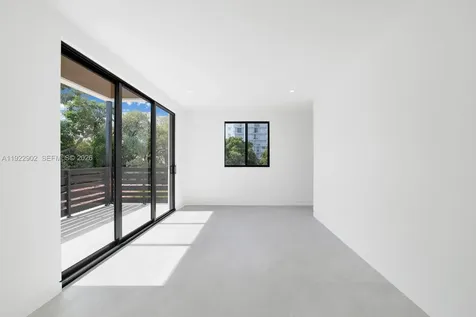 2610 SW 17th Street Miami FL 33145