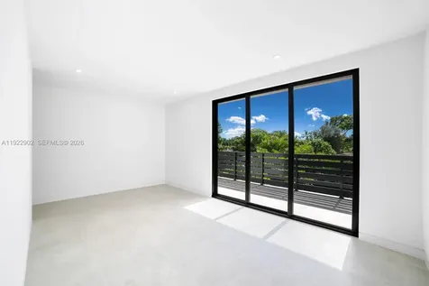 2610 SW 17th Street Miami FL 33145