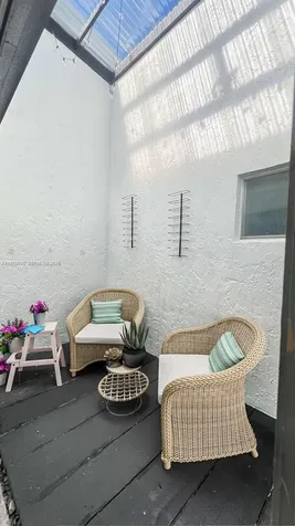 2349 N 37th Avenue Hollywood FL 33021