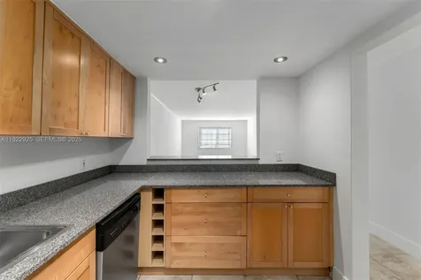 201 Galen Drive Key Biscayne FL 33149