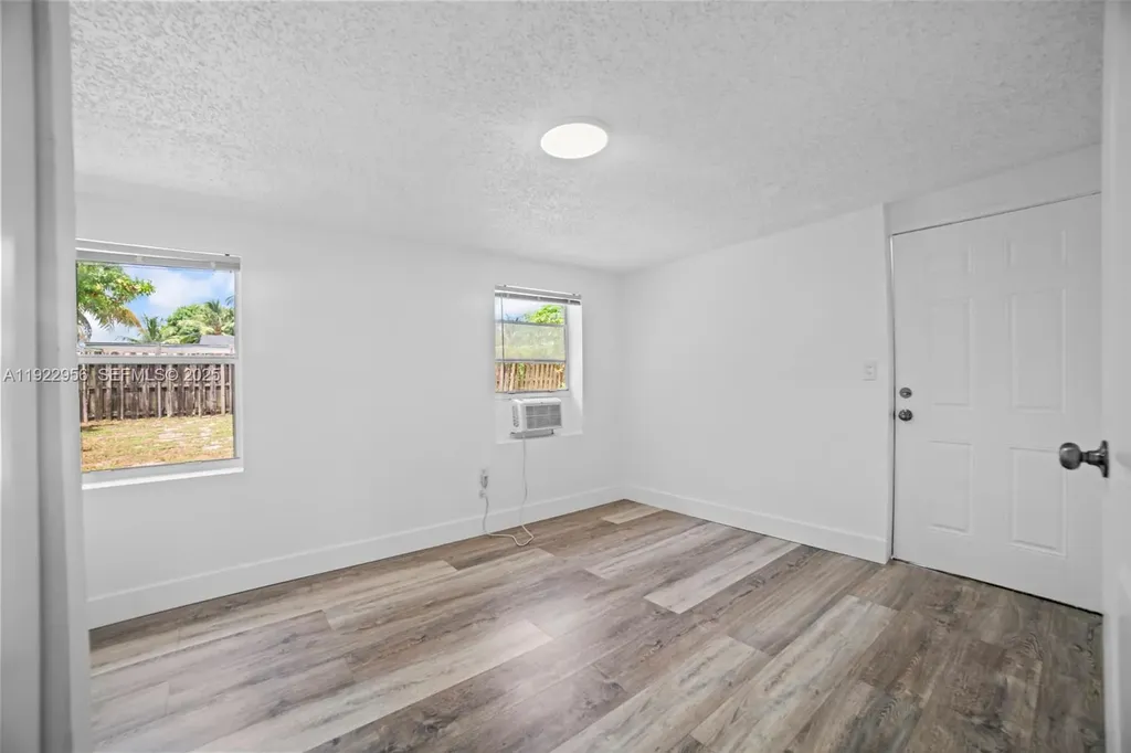 1631 NW 12th Court Fort Lauderdale FL 33311