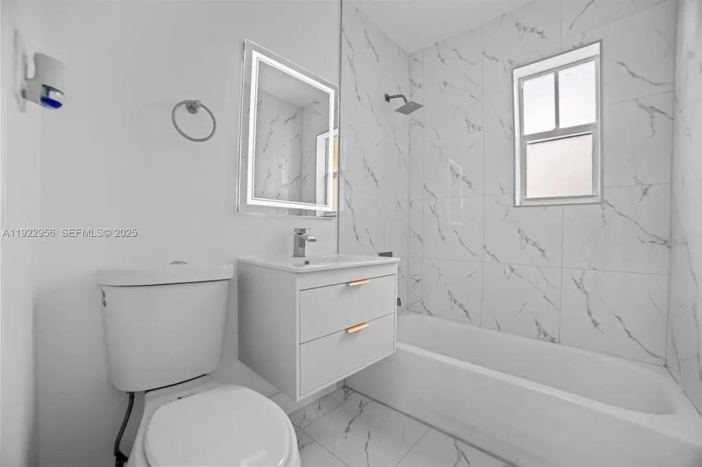 1631 NW 12th Court Fort Lauderdale FL 33311