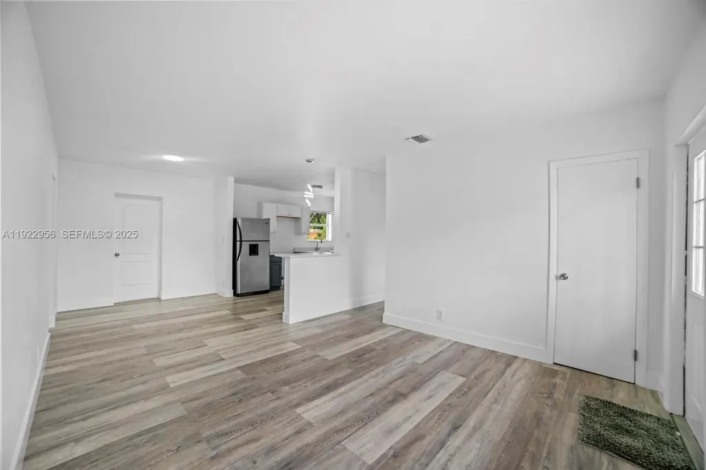 1631 NW 12th Court Fort Lauderdale FL 33311