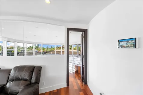 3344 NE 167th Street North Miami Beach FL 33160