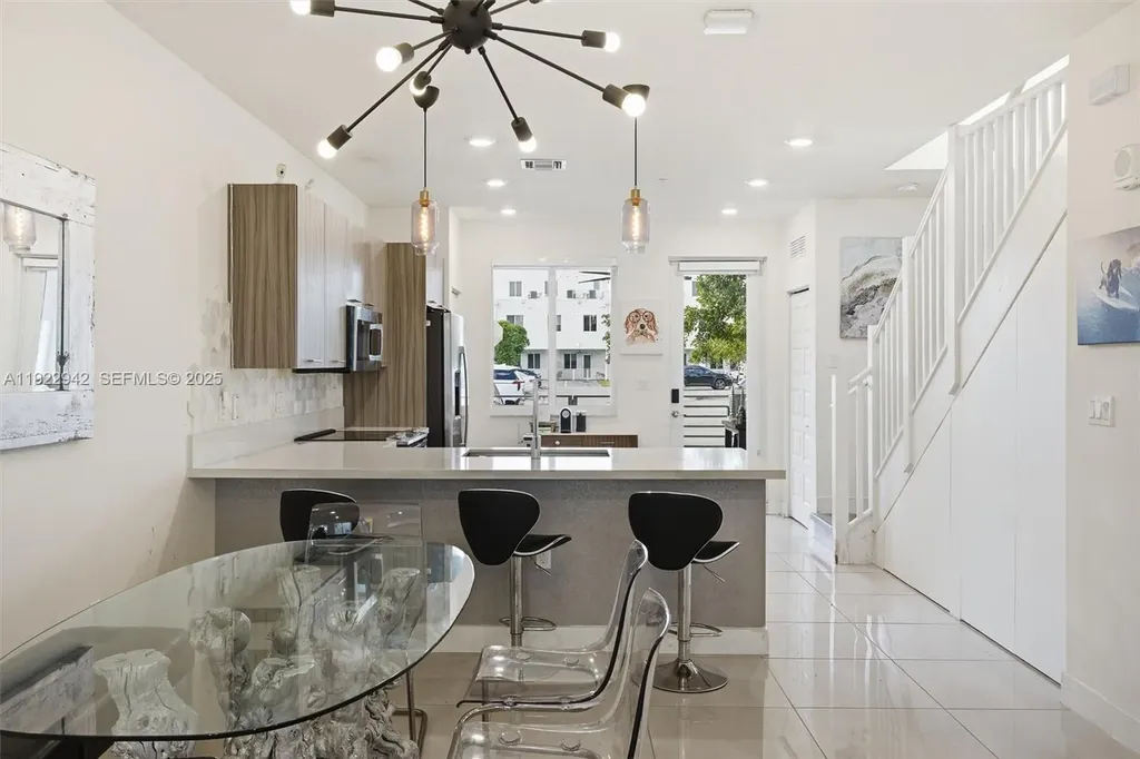 6420 NW 102nd Path Doral FL 33178
