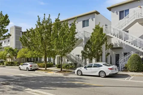 6420 NW 102nd Path Doral FL 33178