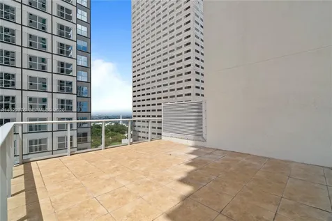 300 S Biscayne Boulevard Miami FL 33131