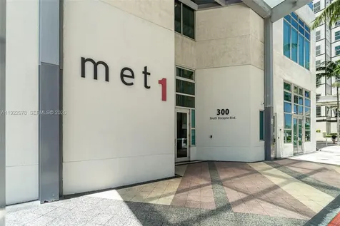 300 S Biscayne Boulevard Miami FL 33131