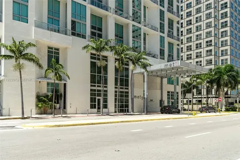 300 S Biscayne Boulevard Miami FL 33131