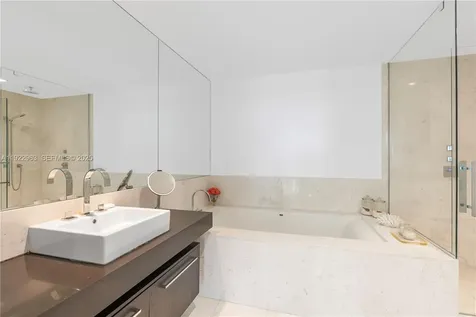 17121 Collins Avenue Sunny Isles Beach FL 33160